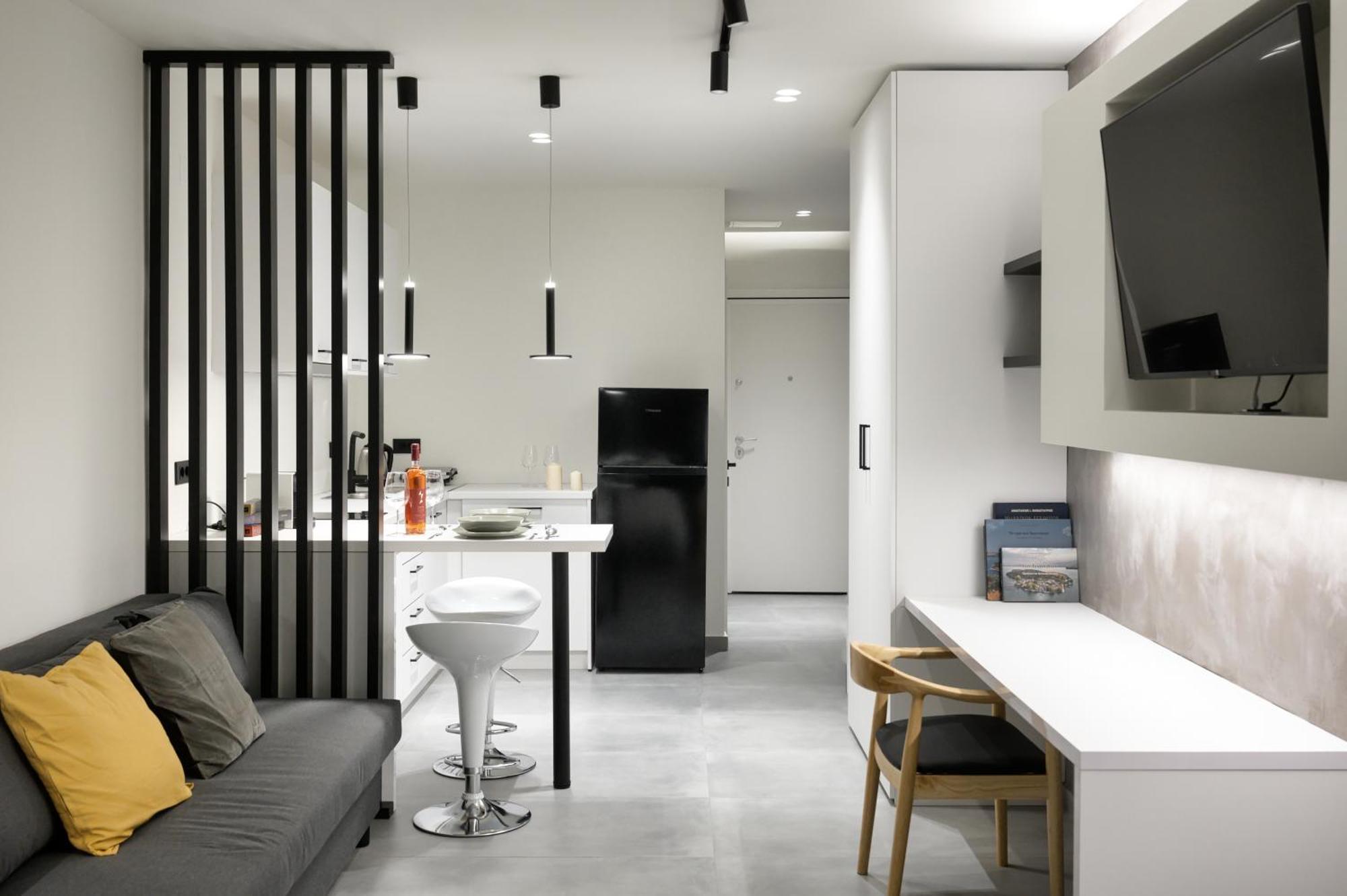 Cozyio- Ioannina City Center, Luxury Accommodation エクステリア 写真